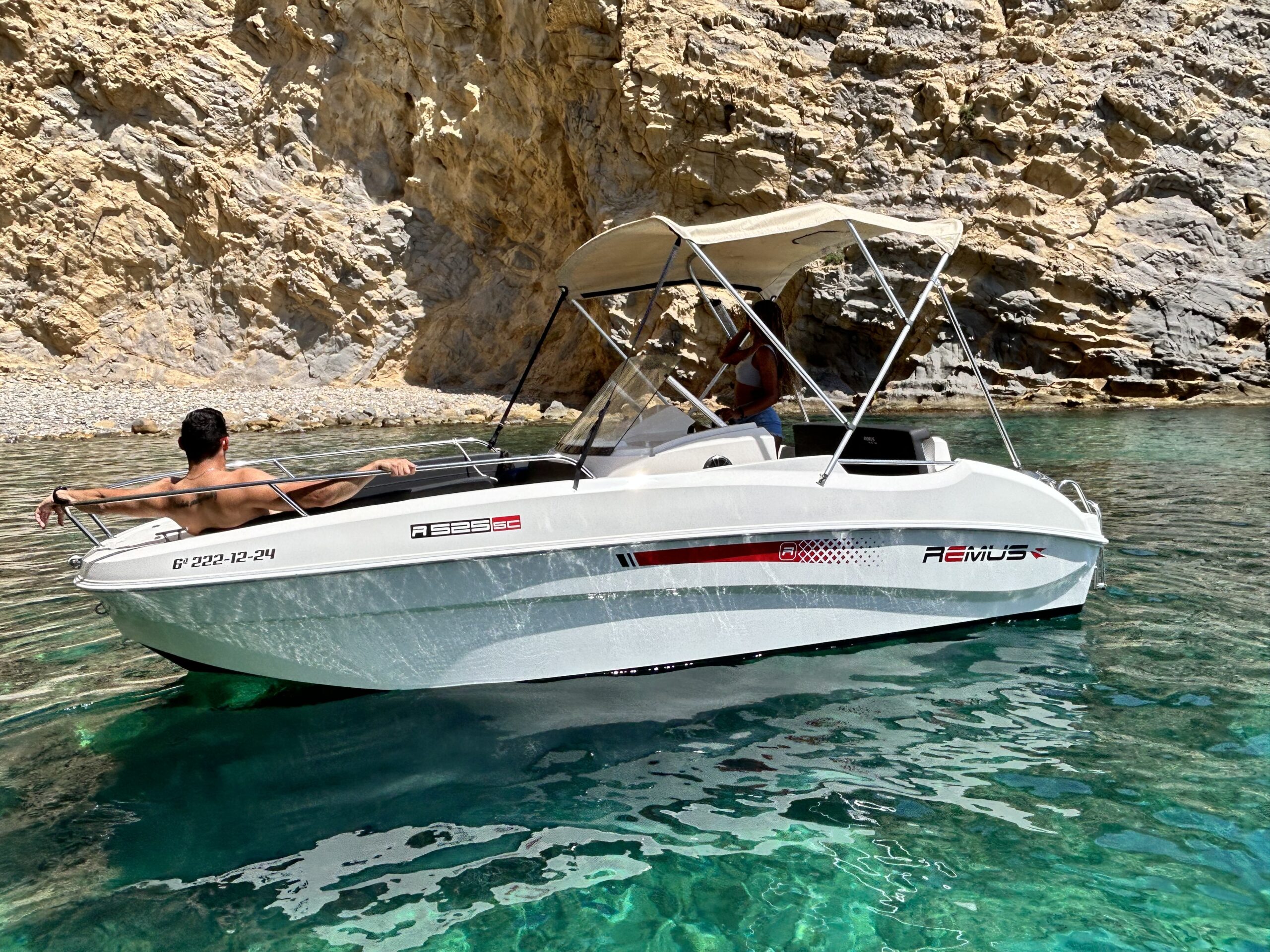 Alquiler de Barco Sin Licencia en Calpe – Remus 525