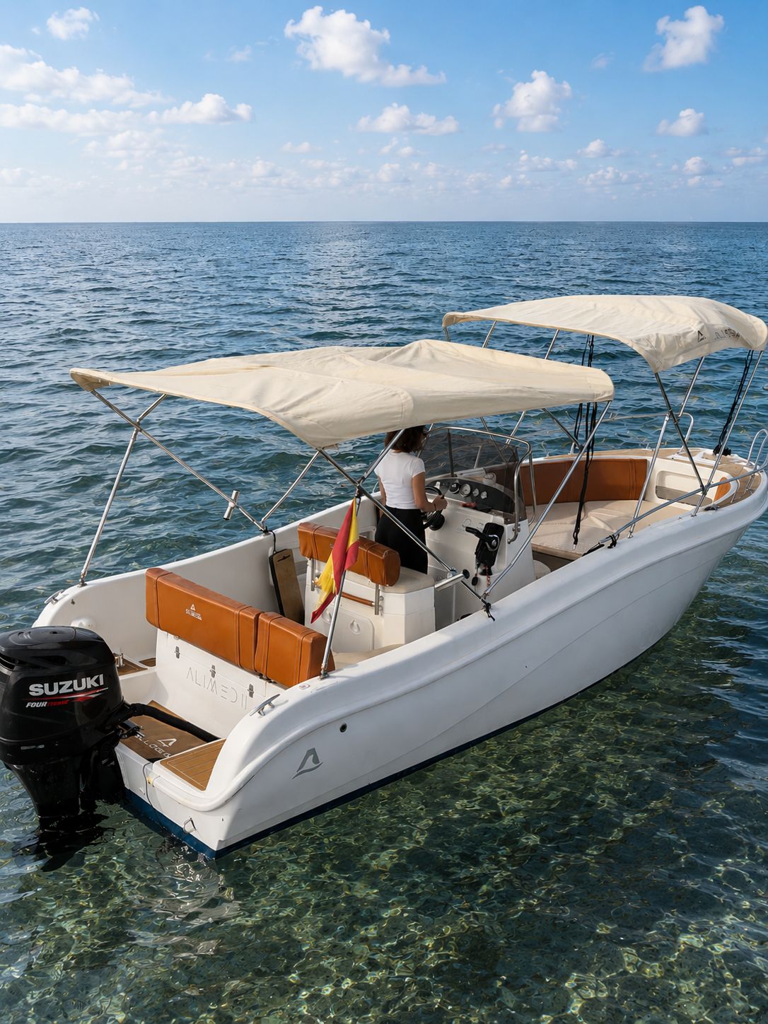 Alquiler de barco de diseño italiano en Alicante: Alimed II para 8 personas - imagen 4